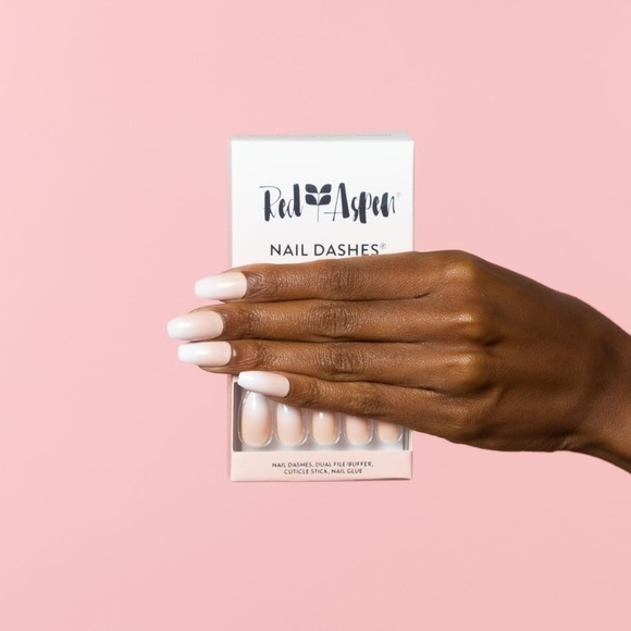 Red Aspen Jenna Goes Coconuts Coffin Nail Dashes Reusable Glue-on Nails - Picture 3 of 6